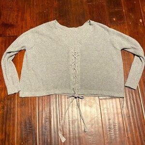 1 State lace up back gray sweater chunky knit lightweight cropped cut size small